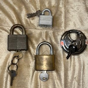 Lot vintage padlocks locks keys Walsco Masterlock Master lock